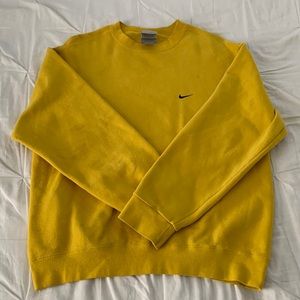 vintage yellow nike crew neck